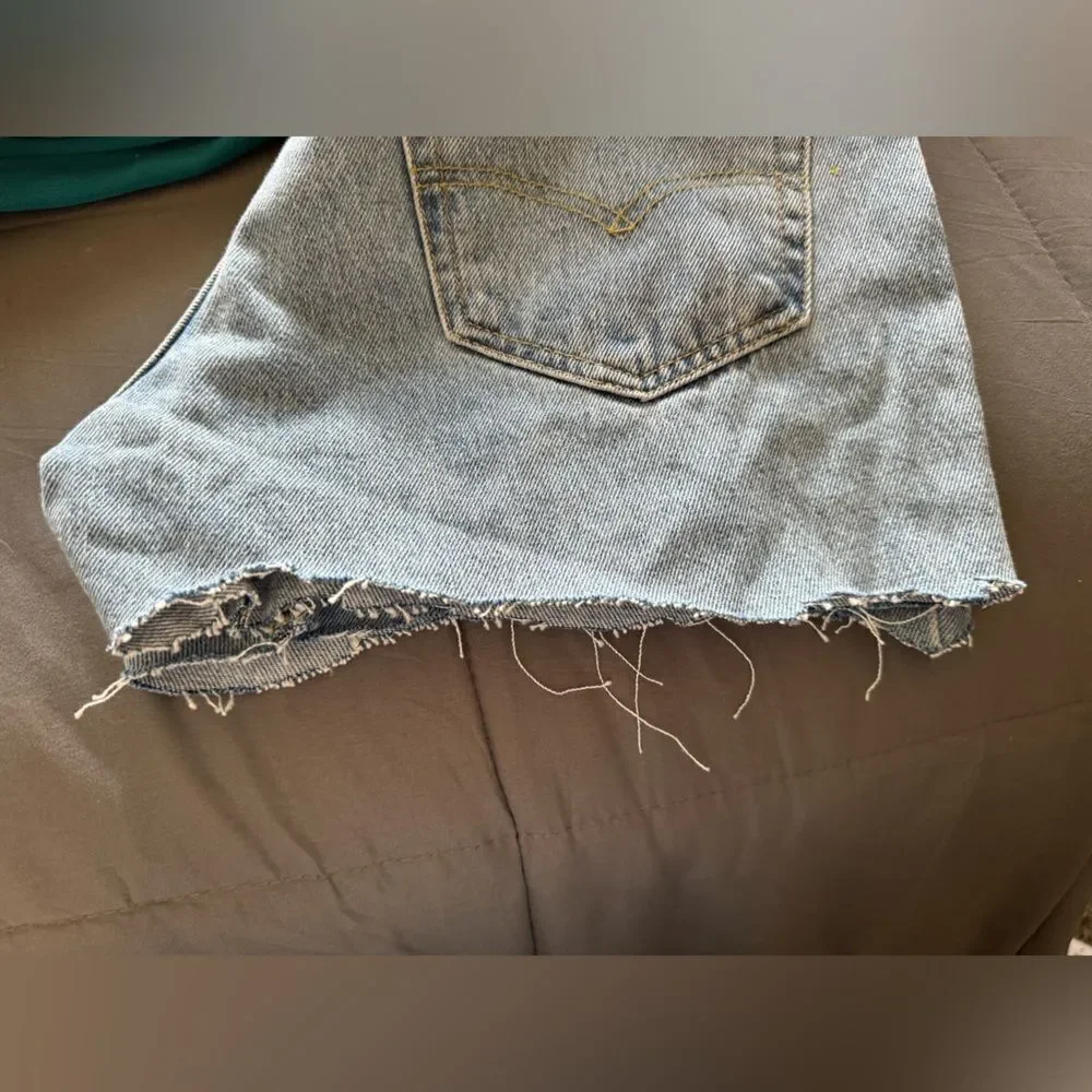 Levis very good